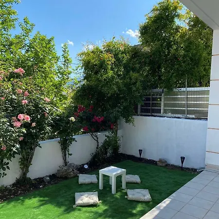Males House Alojamento de Acomodação e Pequeno-almoço