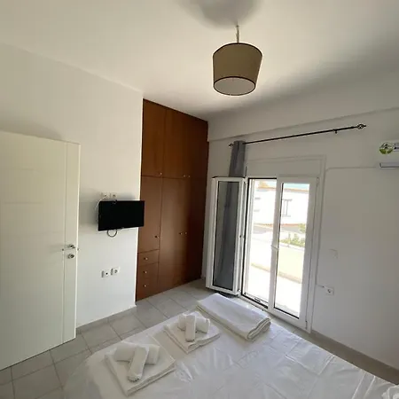 Males House * Malles